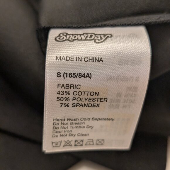 Snowday Japan Ice Cream Van Not Found 404 t-shirt Sz Small NWT Black Boxy Fit - Picture 7 of 10